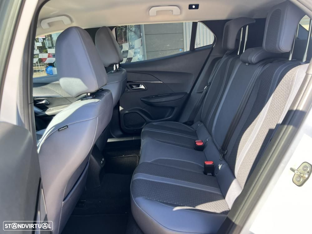 Peugeot 2008 1.5 BlueHDi Allure - 8