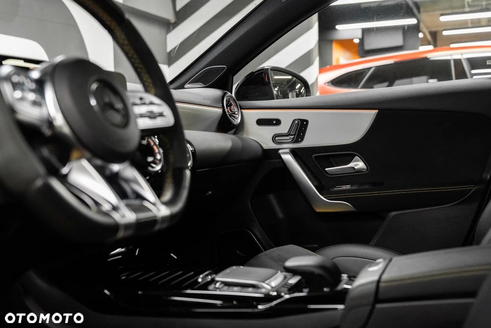 Mercedes-Benz Klasa A 45 S AMG 4-Matic Street Style Edition 8G-DCT - 29