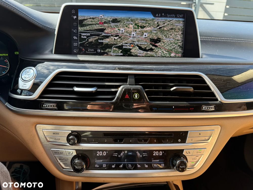 BMW Seria 7 740d xDrive - 9