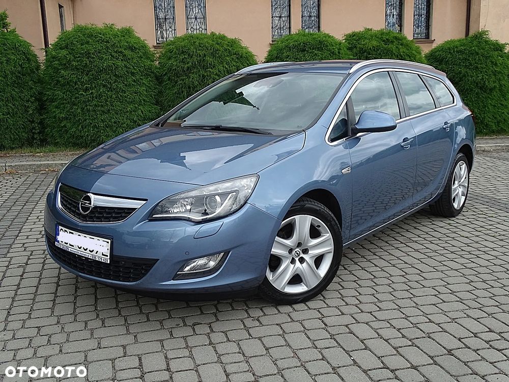 Opel Astra 1.4 T Cosmo