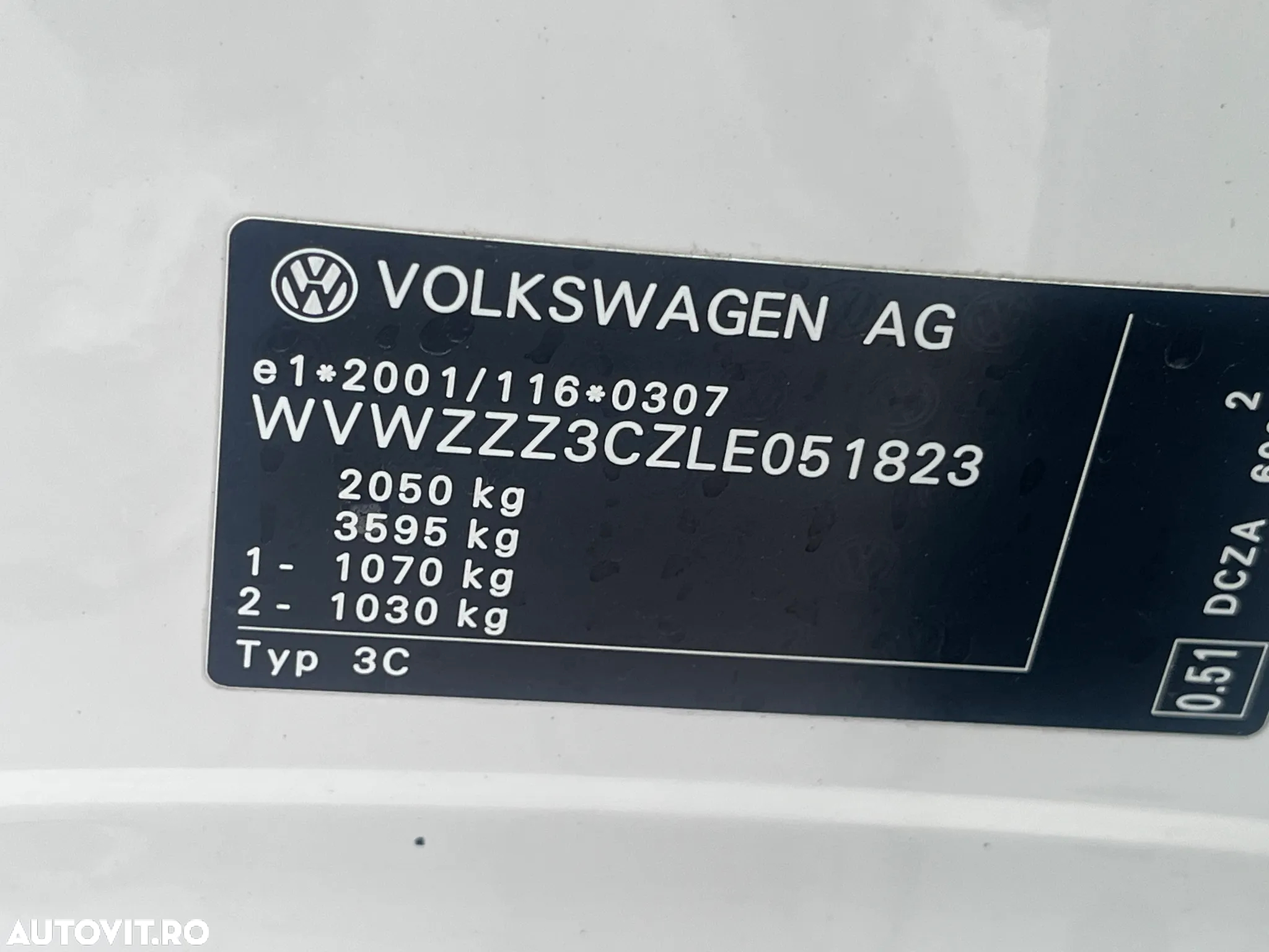 Volkswagen Passat 1.6 TDI DSG Comfortline - 21