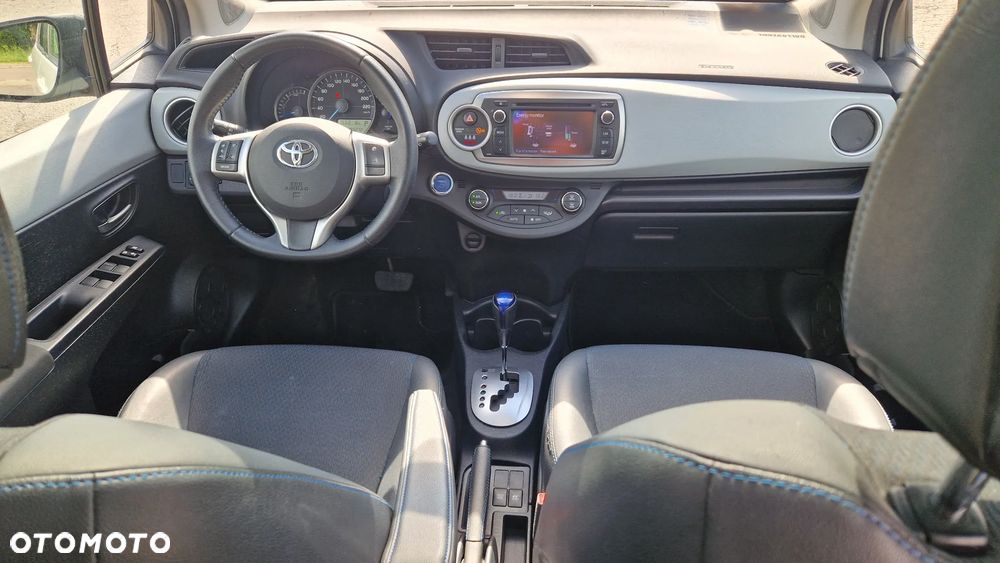 Toyota Yaris 1.5 VVT-i Selection - 14