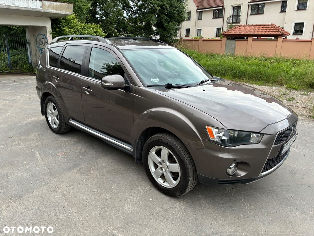 Mitsubishi Outlander 2.0 Intense 2WD EU5 - 8