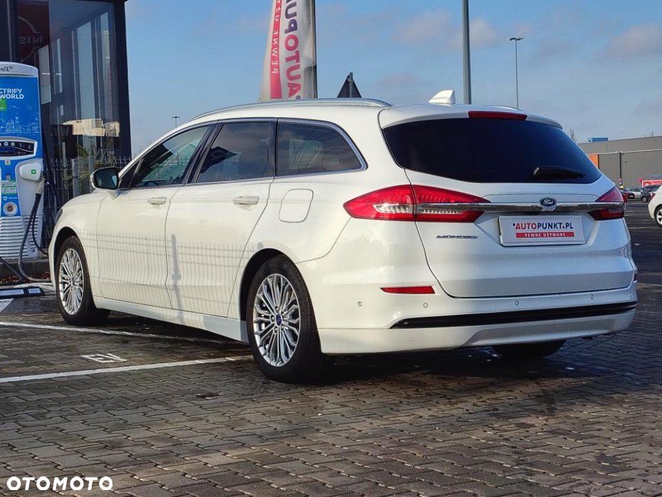Ford Mondeo - 7
