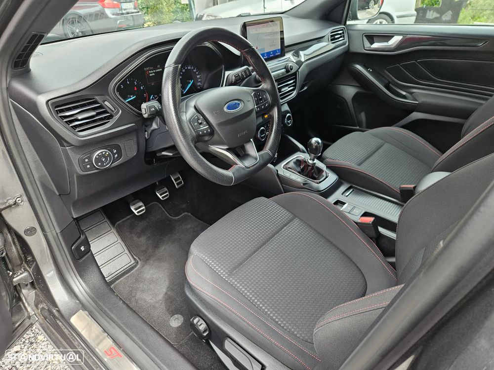 Ford Focus SW 1.0 EcoBoost MHEV ST-Line - 9