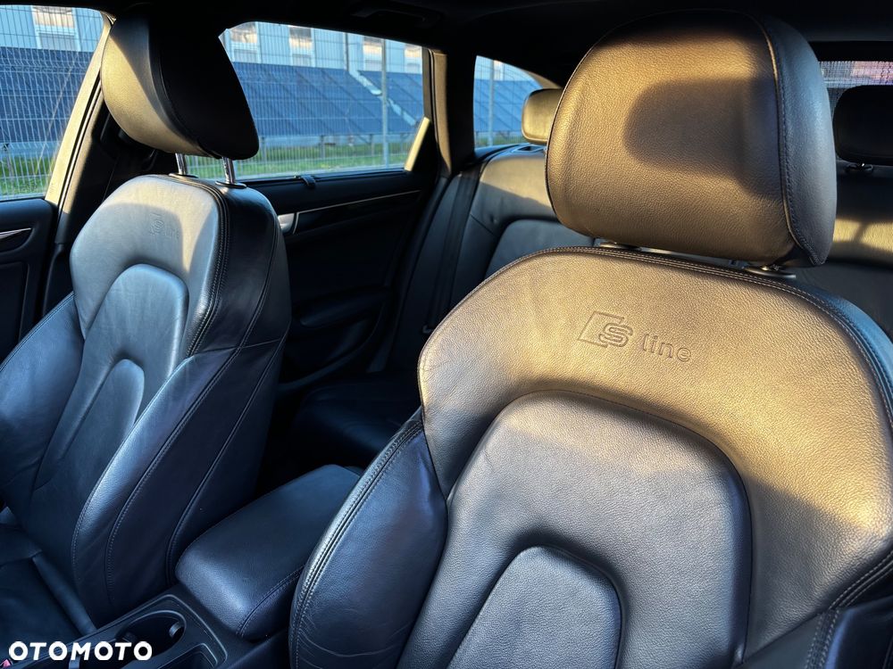 Audi A4 Avant 2.0 TDI Multitronic - 9