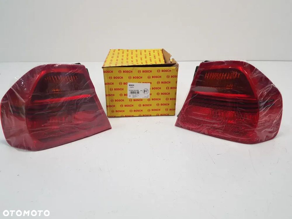 NOWA Lampa tył tylna lewa prawa BMW 3 E90 SEDAN ORYGINALNA 0319318203 0319318204 - 1