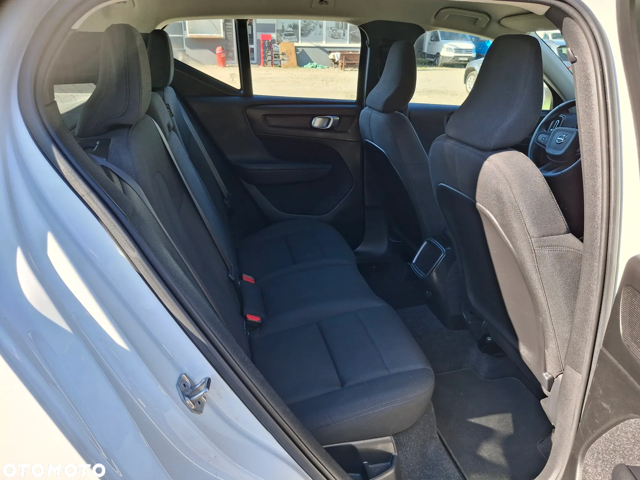 Volvo XC 40 D3 AWD Momentum Pro - 20