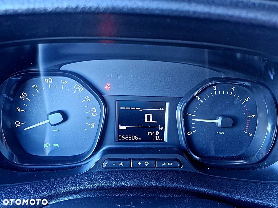 Opel VIVARO - 15