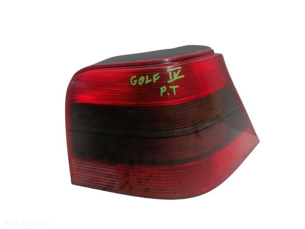 LAMPA PRAWA TYLNA TYŁ VW GOLF IV LAMPA PRAWA TYLNA TYŁ - 1