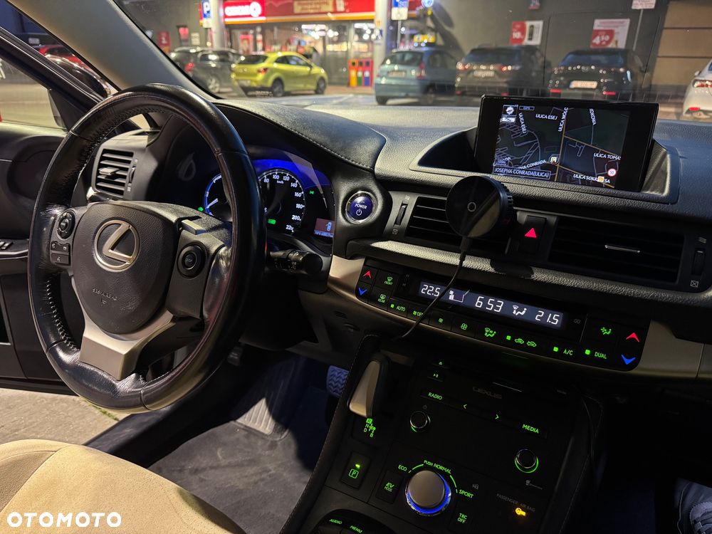 Lexus CT 200h Elegance - 12