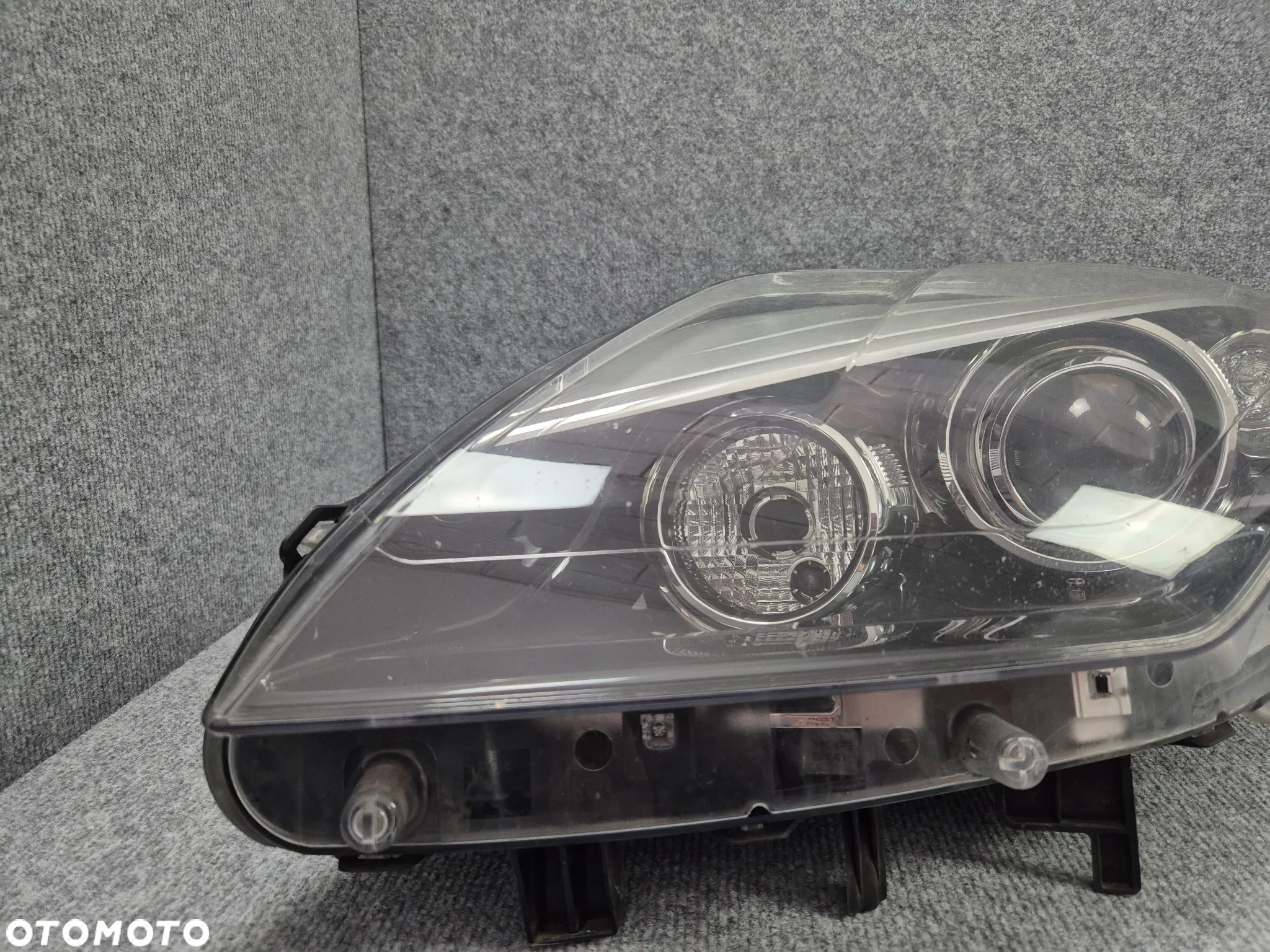 REFLEKTORY LAMPY PRZEDNIE PRAWA + LEWA - RENAULT LAGUNA III LIFT XENON 13-15 - 17