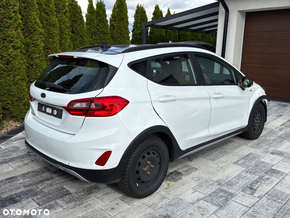 Ford Fiesta 1.0 EcoBoost S&S ACTIVE - 4