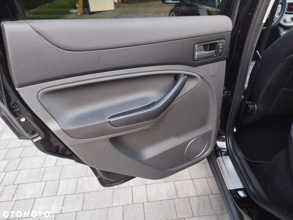 Ford Kuga 2.0 TDCi 4x4 Titanium - 20