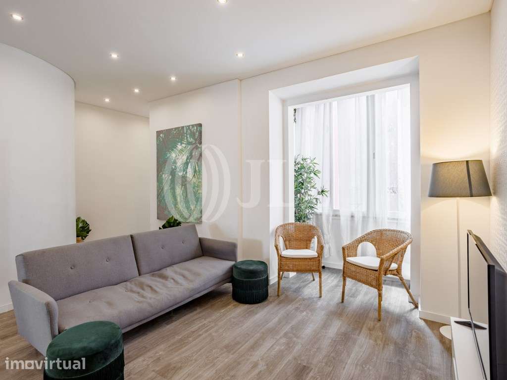 Apartamento T2, mobilado, na Penha de França, Lisboa - Grande imagem: 3/26