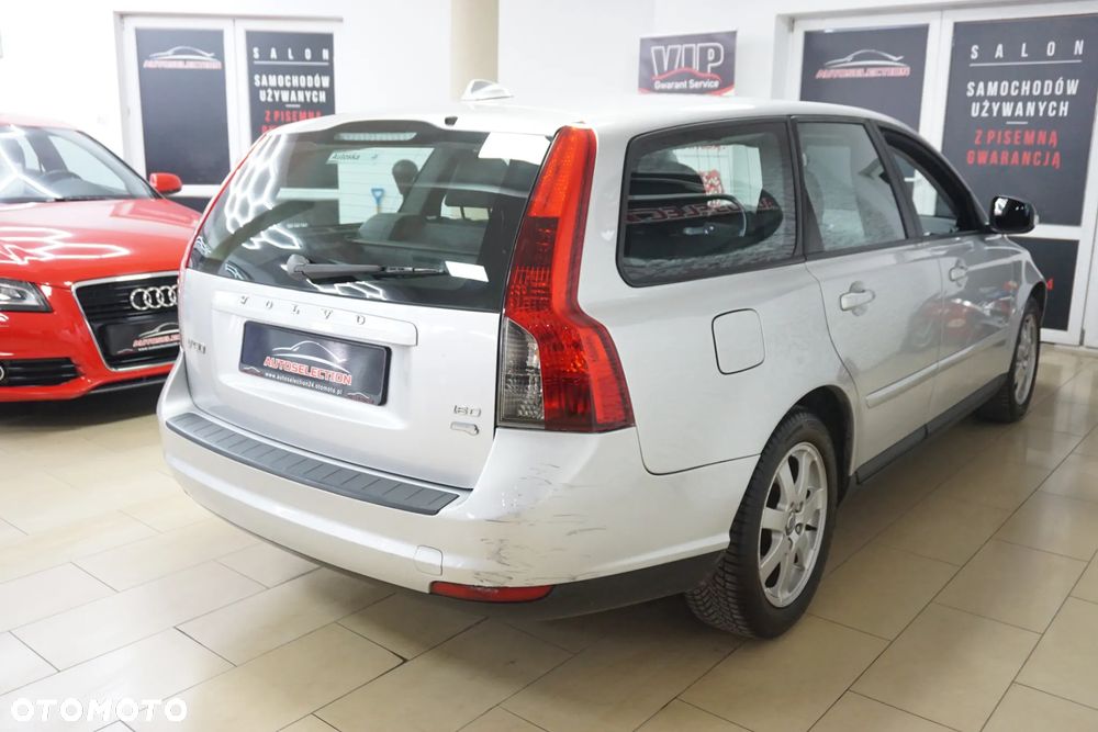 Volvo V50 1.6D DPF DRIVe - 9