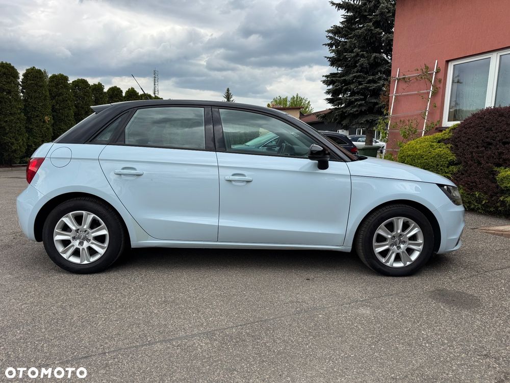 Audi A1 Sportback 1.6 TDI S line edition - 8