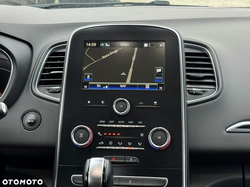 Renault Scenic - 26