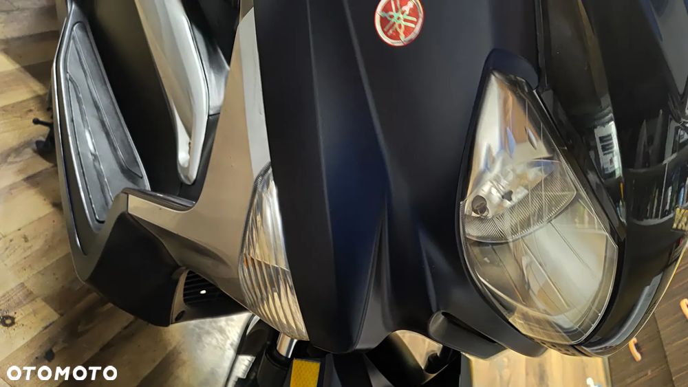 Yamaha X-max - 9