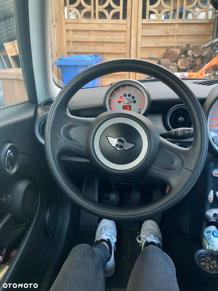 MINI ONE Standard - 3