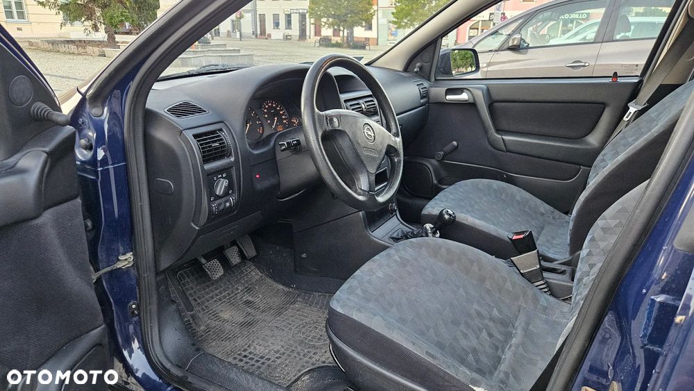 Opel Astra 1.4 Start - 11