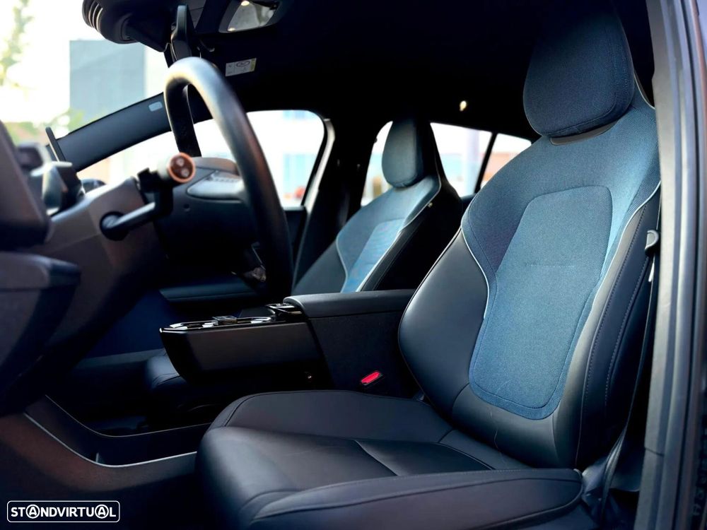 Volvo EX30 - 17
