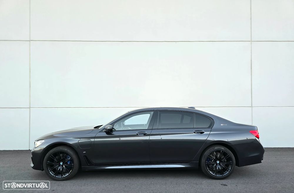 BMW 740 Le xDrive iPerformance Pack M - 8