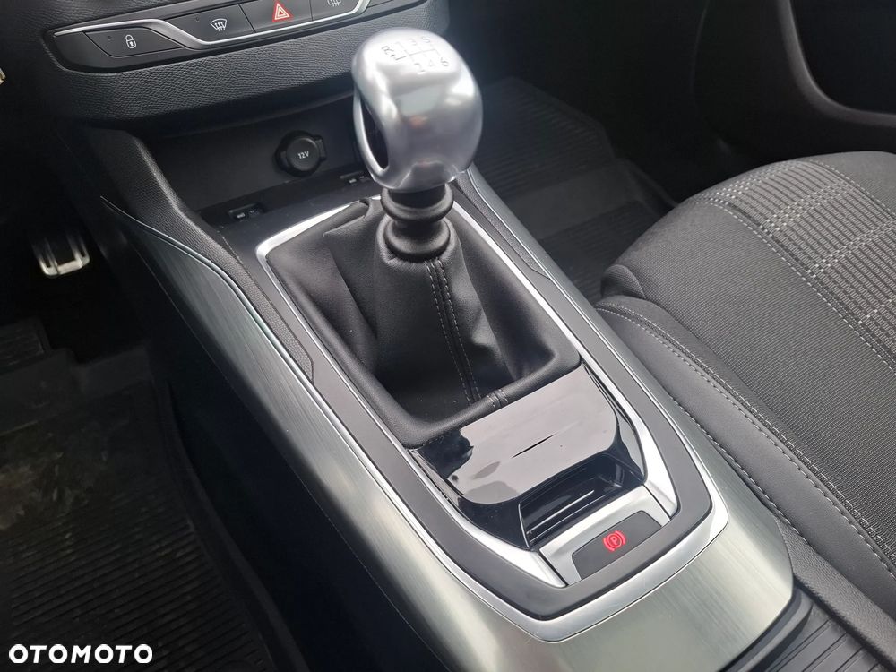 Peugeot 308 BlueHDi 130 Stop & Start Allure - 22