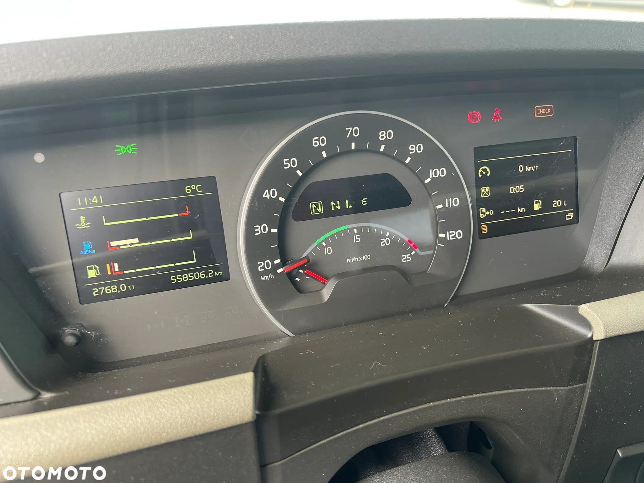 Volvo 500 Glob XL Niemcy Po kontrakcie klima postojowa nowy serwis - 14