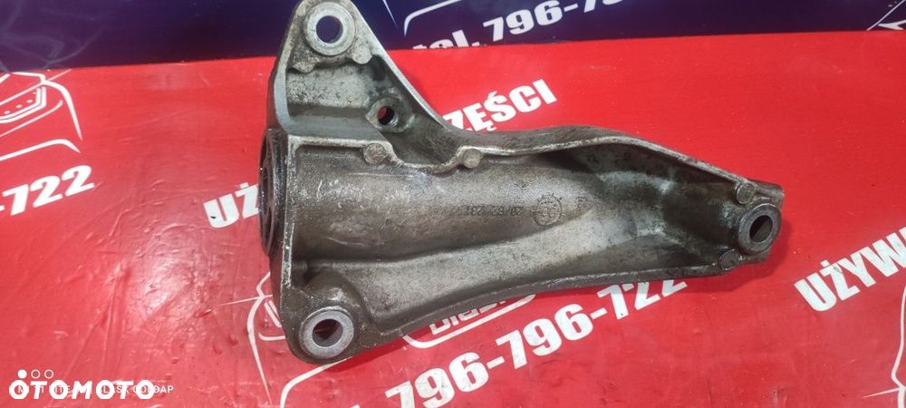 Łapa Prawa Skrzyni Automatycznej 5HP24 Audi S6 4.2 Q Blask Gołdap - 6