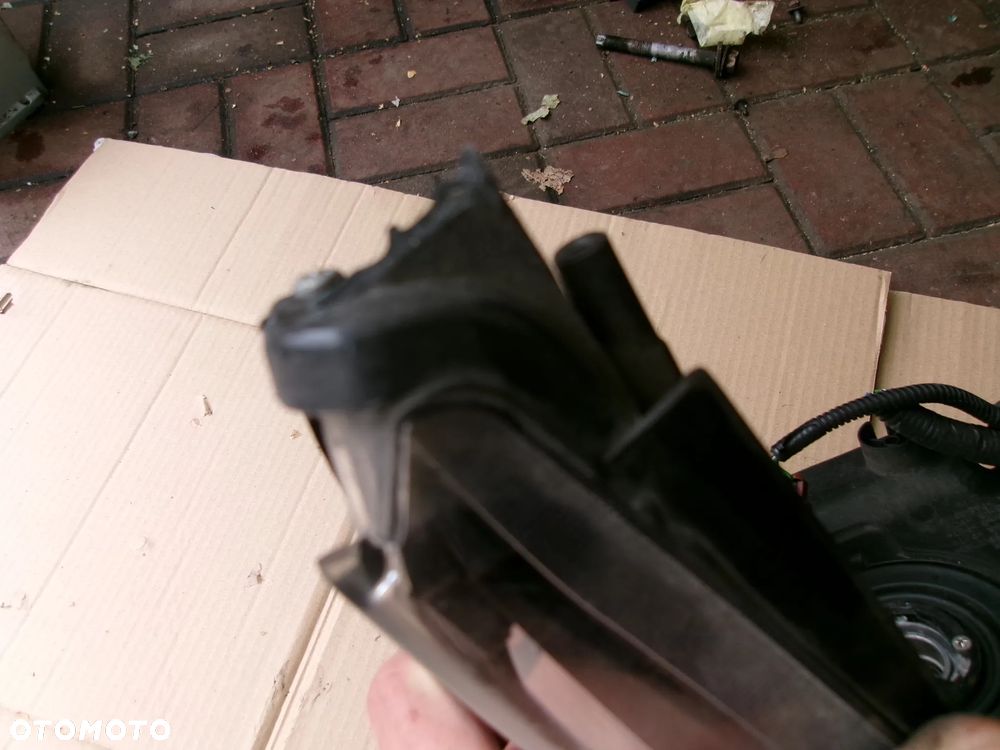 LAMPA PRZÓD PRAWA  LED TOYOTA AVENSIS T27 t29 14-20 - 4