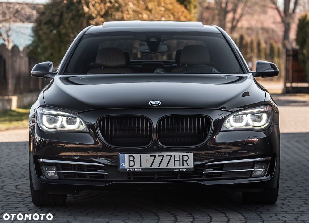 BMW Seria 7 740d xDrive - 9