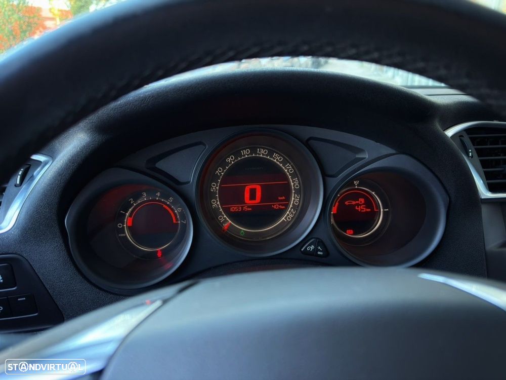 Citroën C4 1.6 e-HDi Exclusive - 18