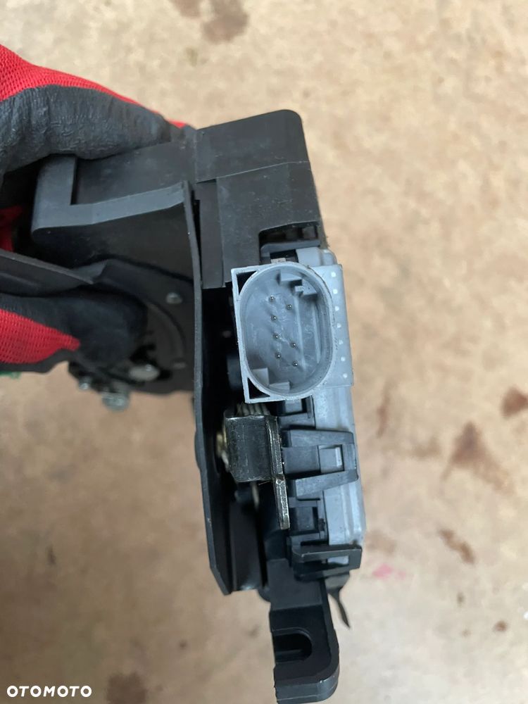 BMW E46 Compact zamek z drzwi lewy przód przedni 7 PIN EU 8253431 - 3