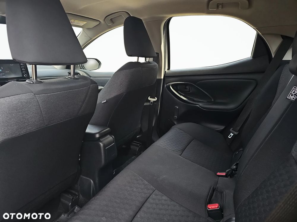 Toyota Yaris Hybrid 1.5 Comfort - 13