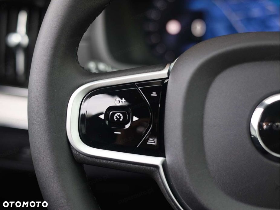 Volvo ES90 - 10