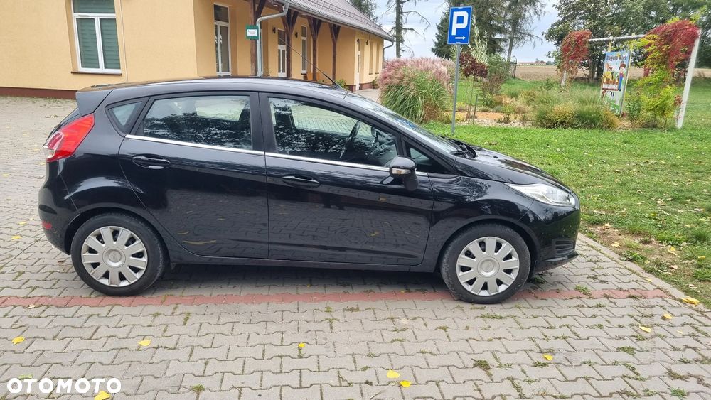 Ford Fiesta - 2