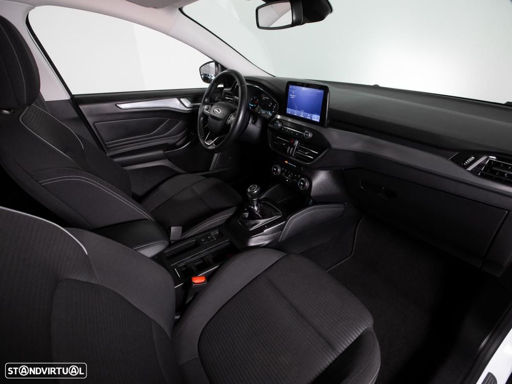 Ford Focus SW 1.5 TDCi EcoBlue Titanium - 9