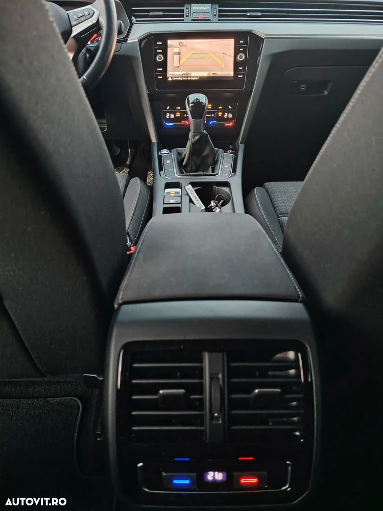 Volkswagen Passat 2.0 TDI SCR Business - 10