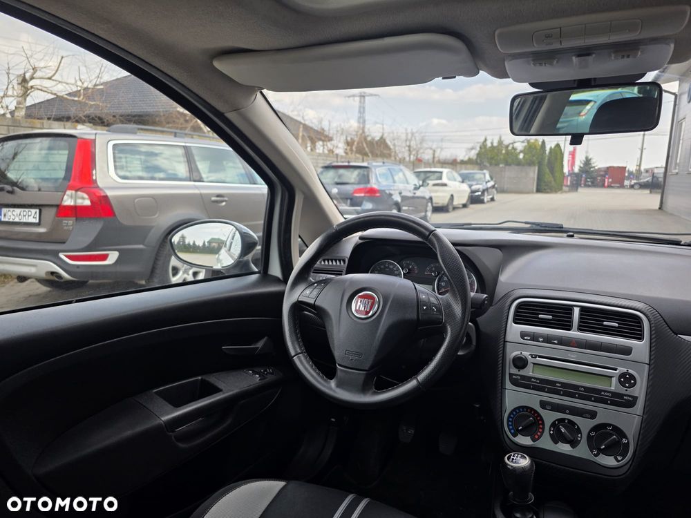 Fiat Grande Punto 1.4 8V Emotion - 27