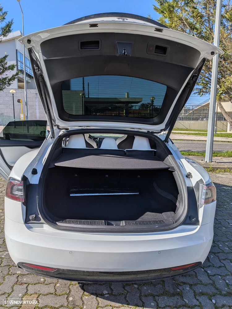 Tesla Model S Long Range - 6