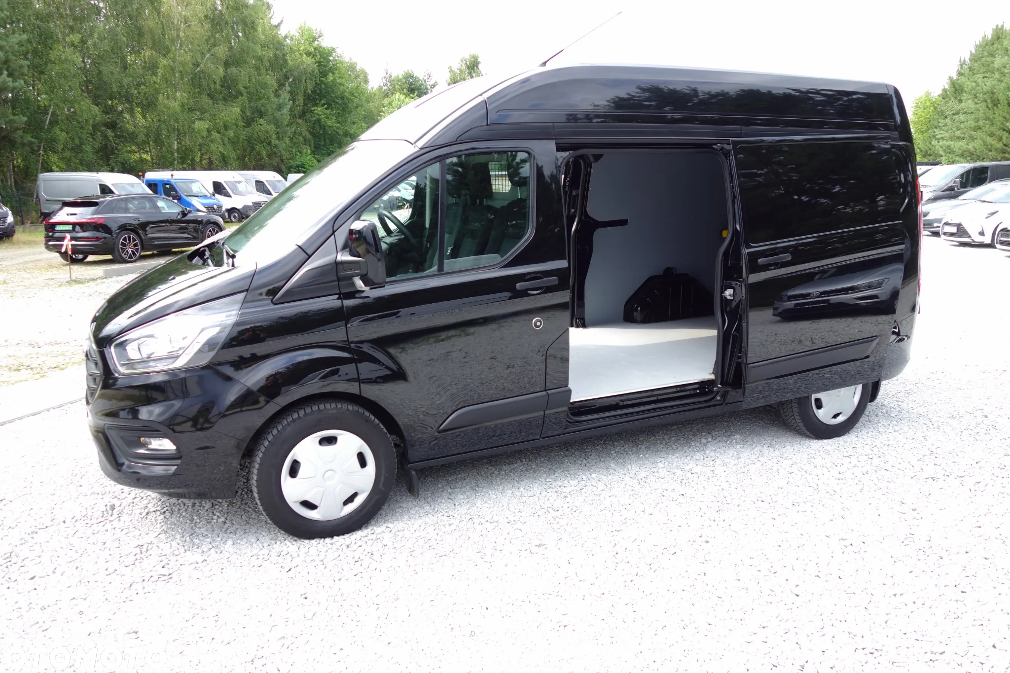 Ford Transit Custom Automat 2.0 Ecoblue 130 KM L2H2 Klima Webasto 2 x Drzwi Boczne - 17