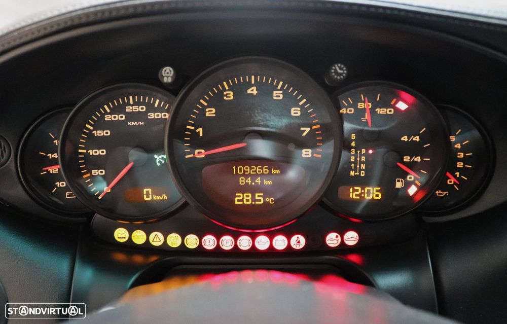 Porsche 911 (996) - 20