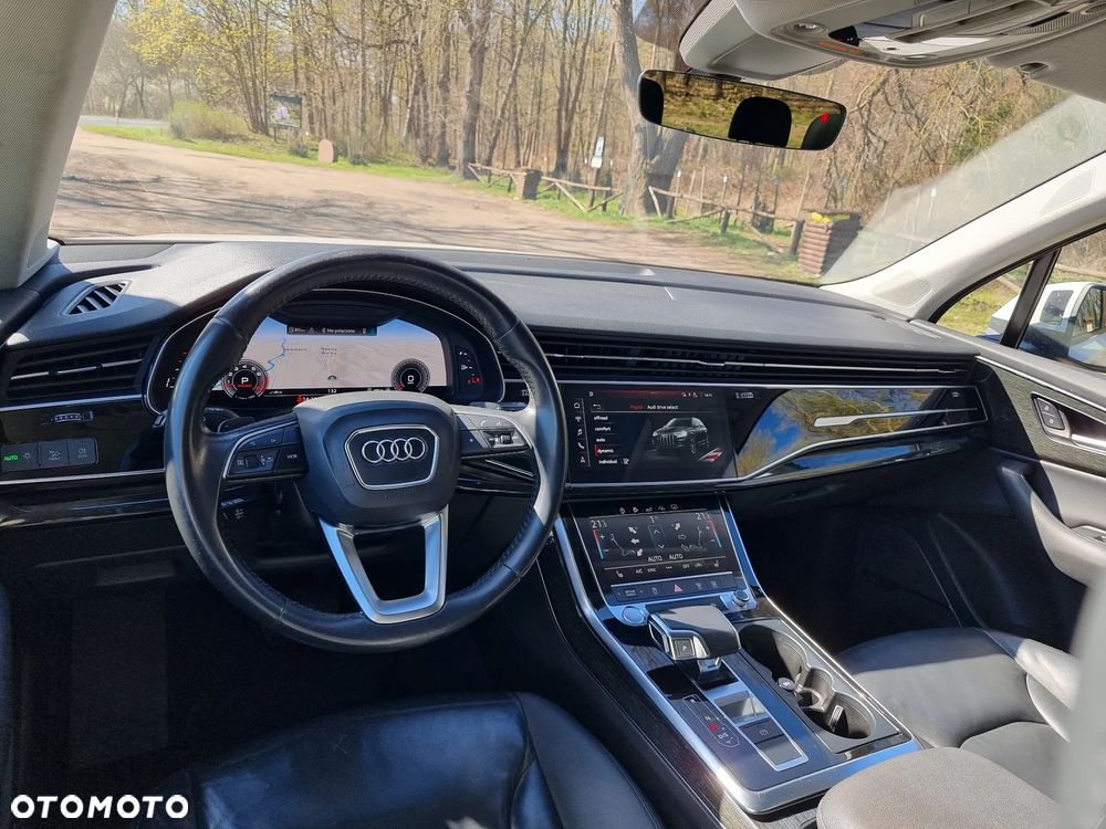 Audi Q7 - 24