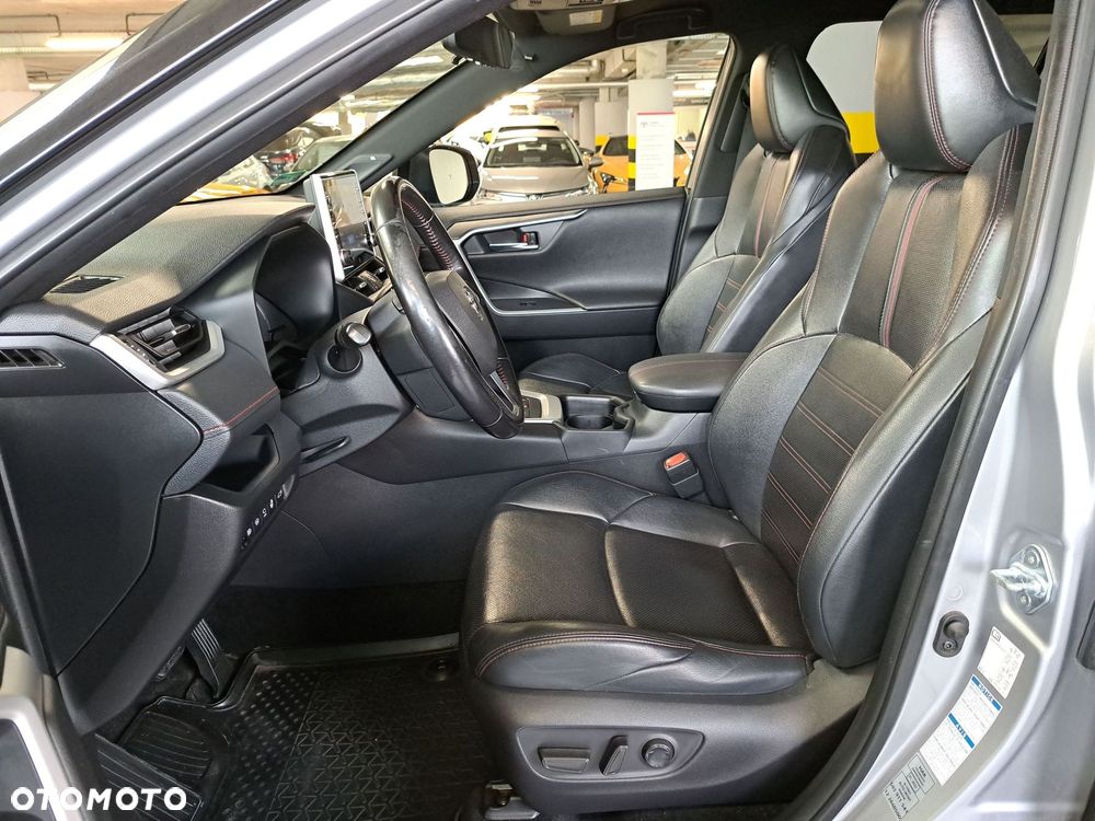 Toyota RAV4 - 12