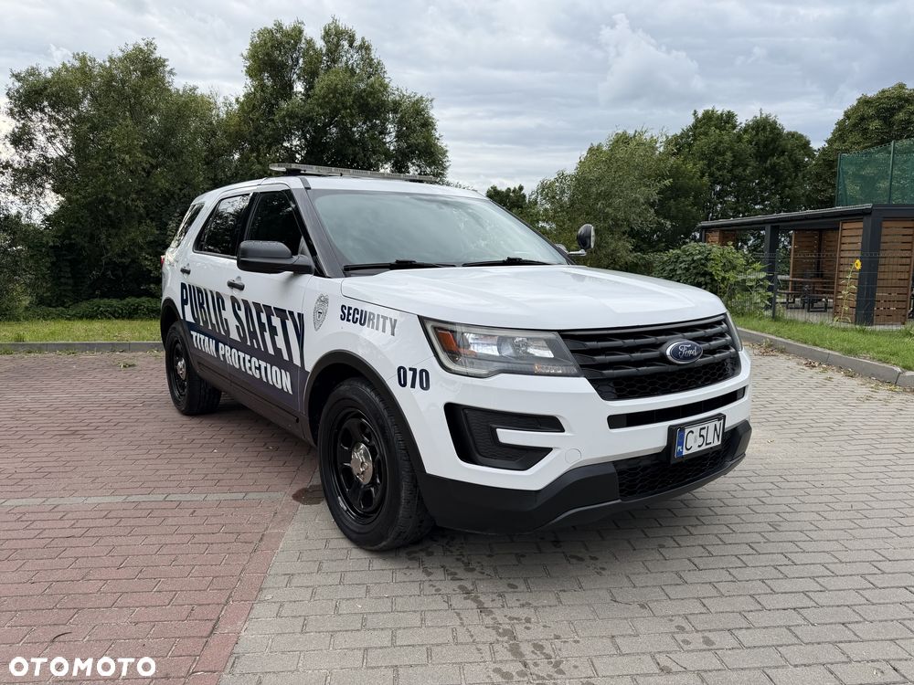 Ford Explorer - 1