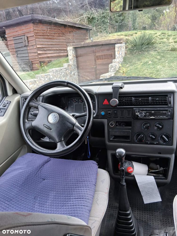Volkswagen Transporter - 7
