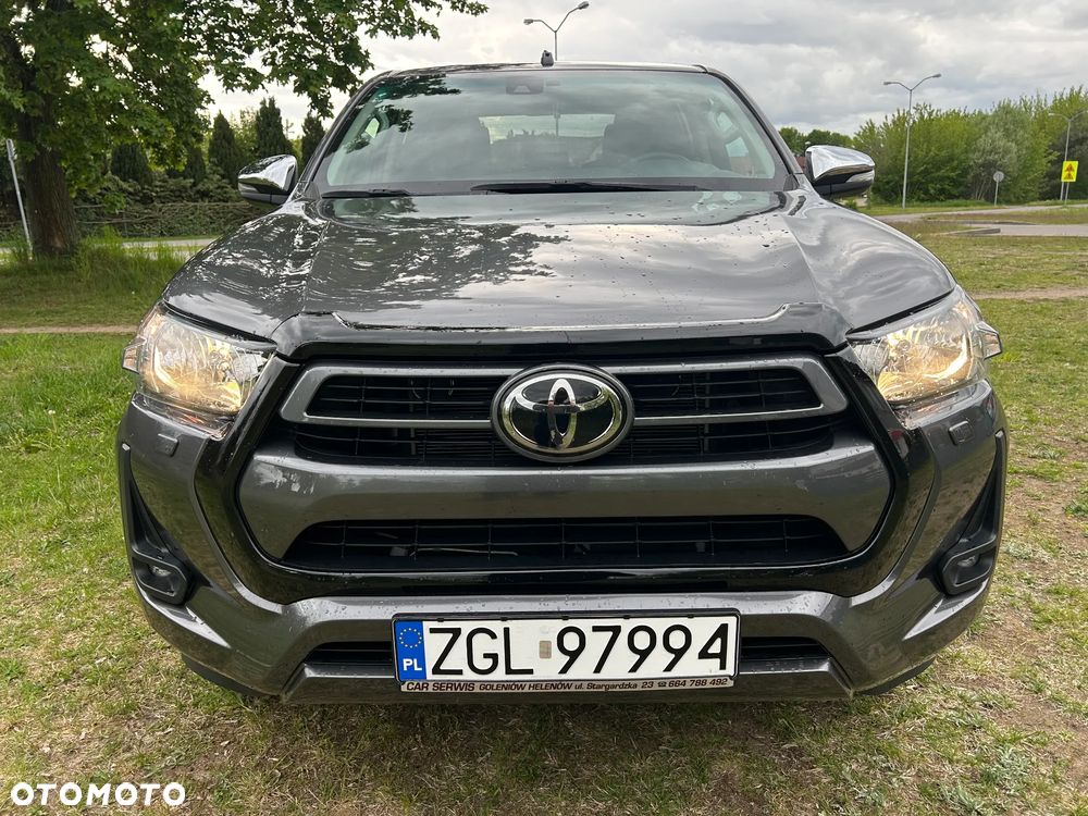 Toyota Hilux 4x4 Double Cab Autm Executive - 3