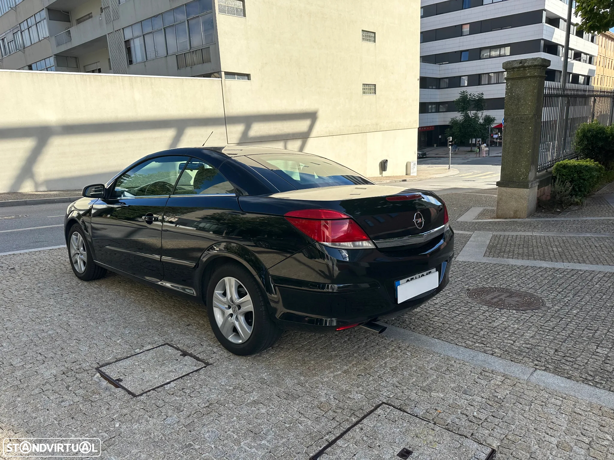 Opel Astra Cabrio TwinTop 1.6 - 28