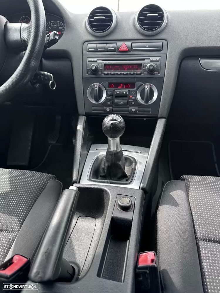 Audi A3 Sportback 2.0 TDi Sport - 40